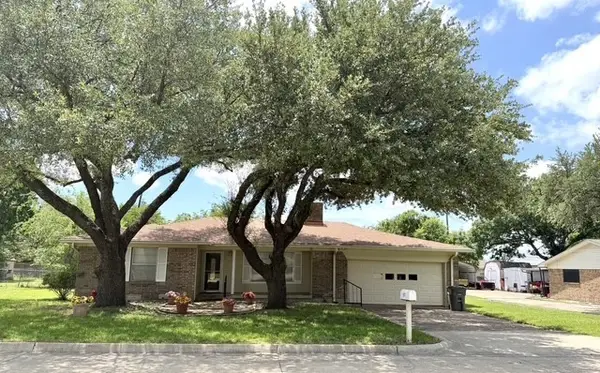 317 Allenwood Drive, Princeton, TX 75407