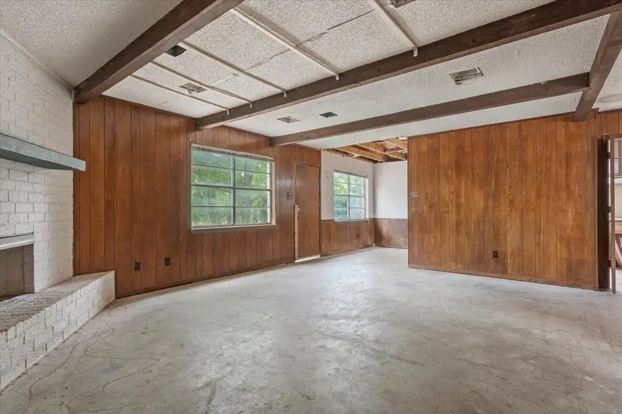 317 W Chapman Road, Hewitt, TX 76643 - #3