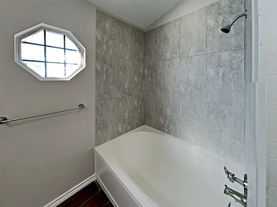 833 Weaver Street, Cedar Hill, TX 75104 - #2