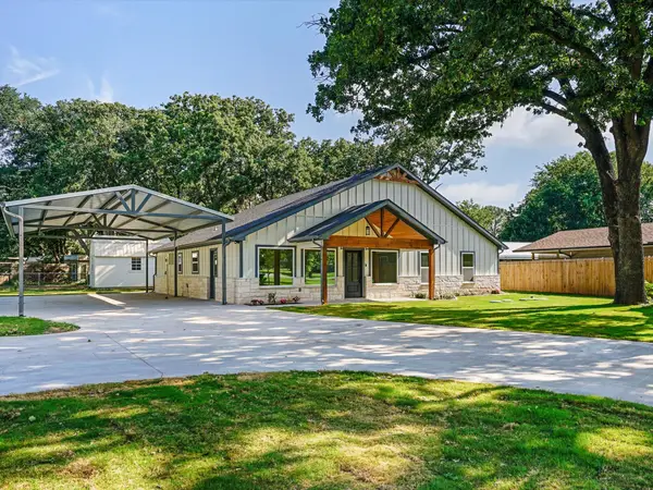 4004 Pueblo Court, Granbury, TX 76048
