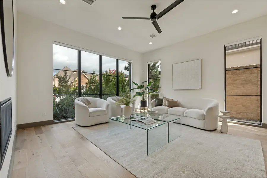 3716 W Beverly Drive, Dallas, TX 75209 - #3