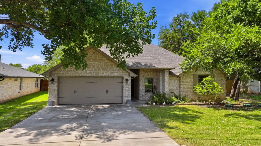 4016 Cherokee Court, Granbury, TX 76048 - #2