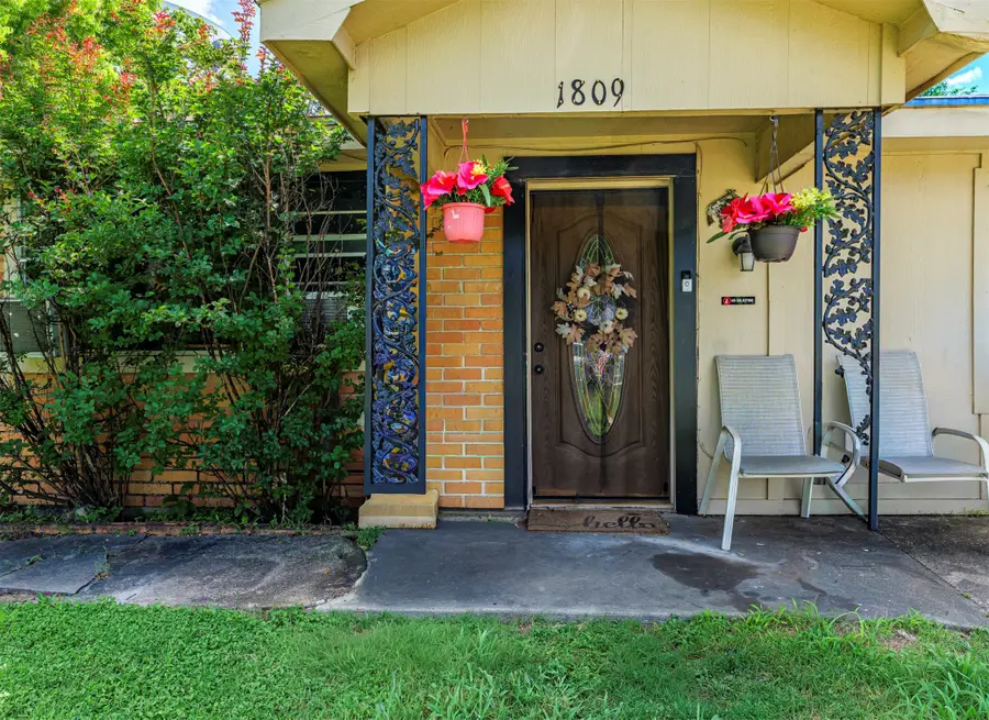 1809 Virginia Place, Cleburne, TX 76033 - #3