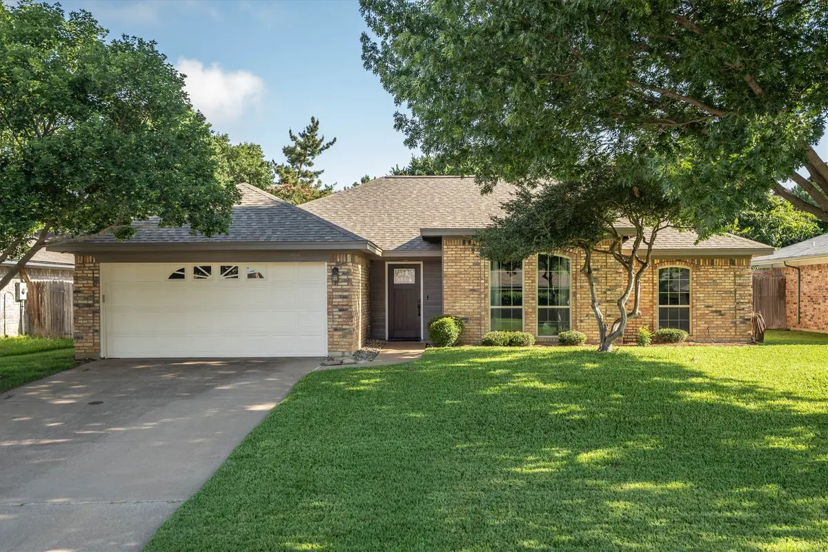 2926 Cripple Creek Trail, Grapevine, TX 76051 - #1