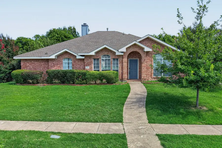 320 Elizabeth Trail, Murphy, TX 75094 - #2