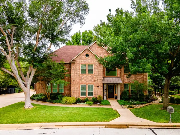 4105 Cross Bend Drive, Arlington, TX 76016