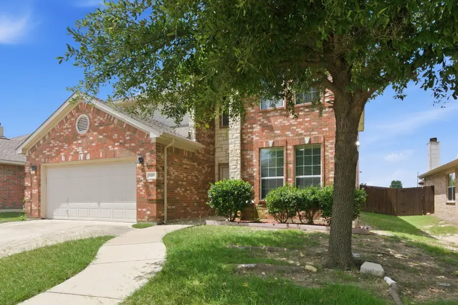 420 Sandy Creek Drive, Fort Worth, TX 76131 - #2