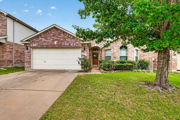 1016 Camp Verde Drive, Forney, TX 75126