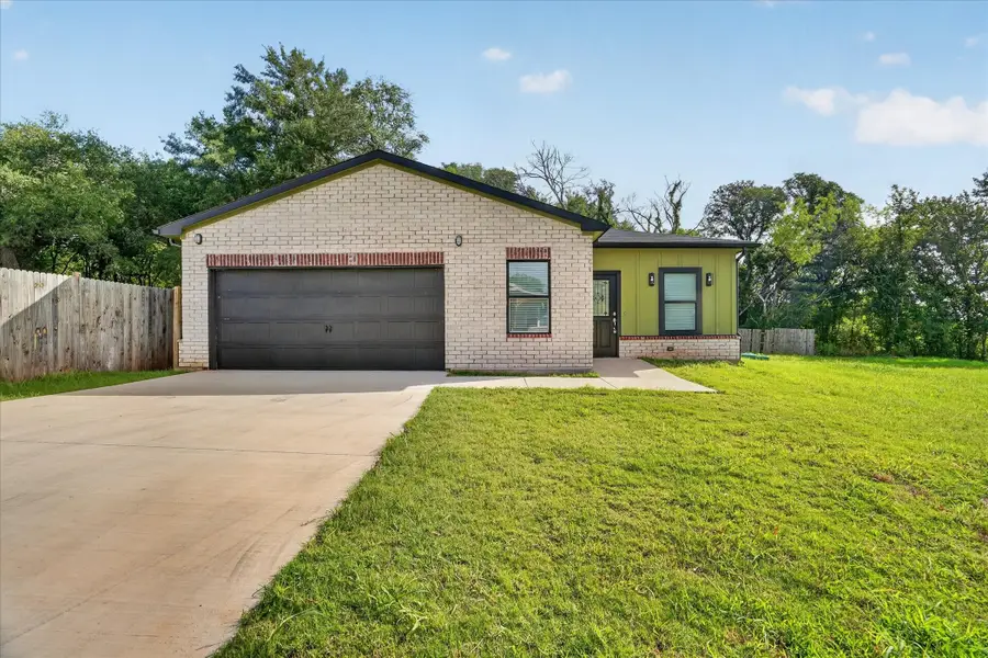 3202 Lowland Drive, Granbury, TX 76048 - #3