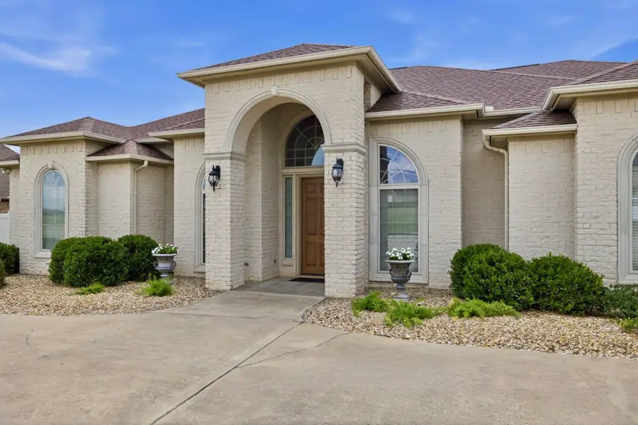 1614 Crow Creek Drive, Granbury, TX 76049 - #2