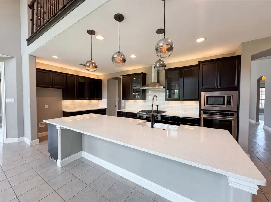 7221 Durand Drive, Irving, TX 75063 - #2