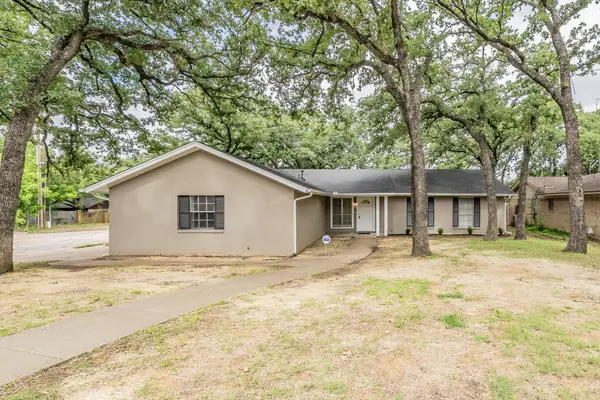 1412 Oxford Street, Arlington, TX 76013