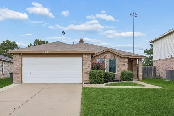 5441 Camarillo Drive, Fort Worth, TX 76244