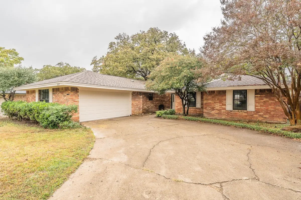 917 Bucknell Drive, Arlington, TX 76012 - #1