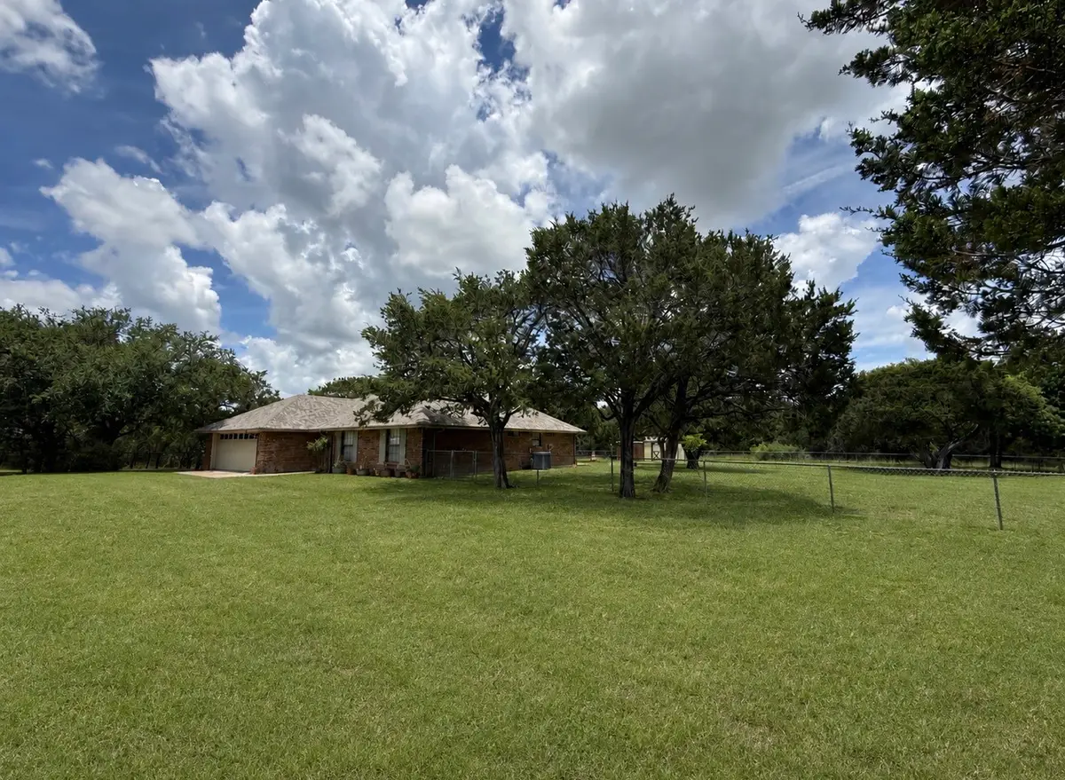 1192 Deer Trail, Glen Rose, TX 76043 - #1