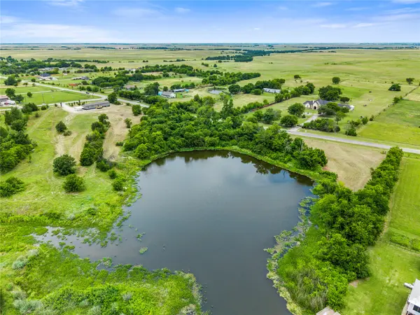 9942 First Street, Joshua, TX 76058