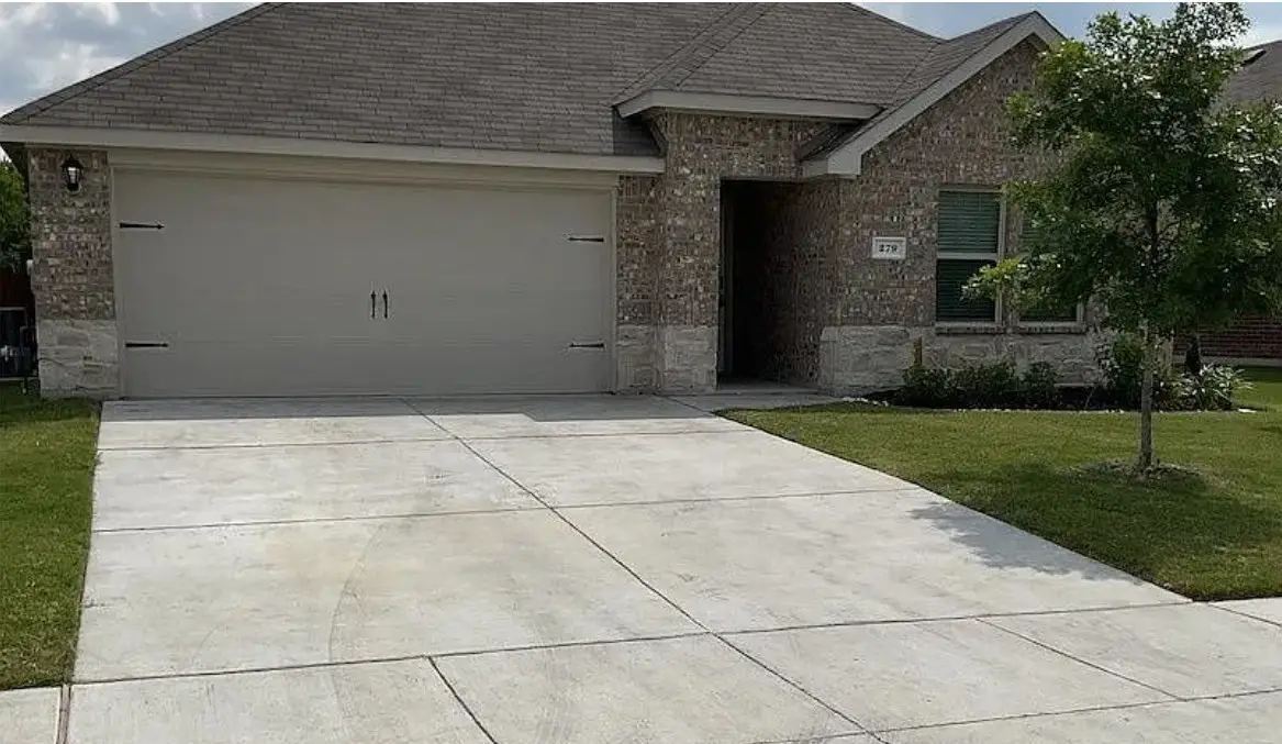 279 Thoroughbred Street, Waxahachie, TX 75165 - #1