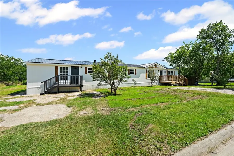109 T A Carroll Avenue, Corsicana, TX 75110 - #3
