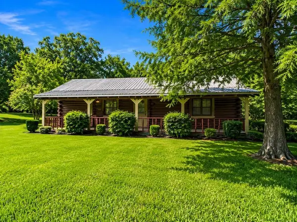 3221 Bandera Street, Athens, TX 75752