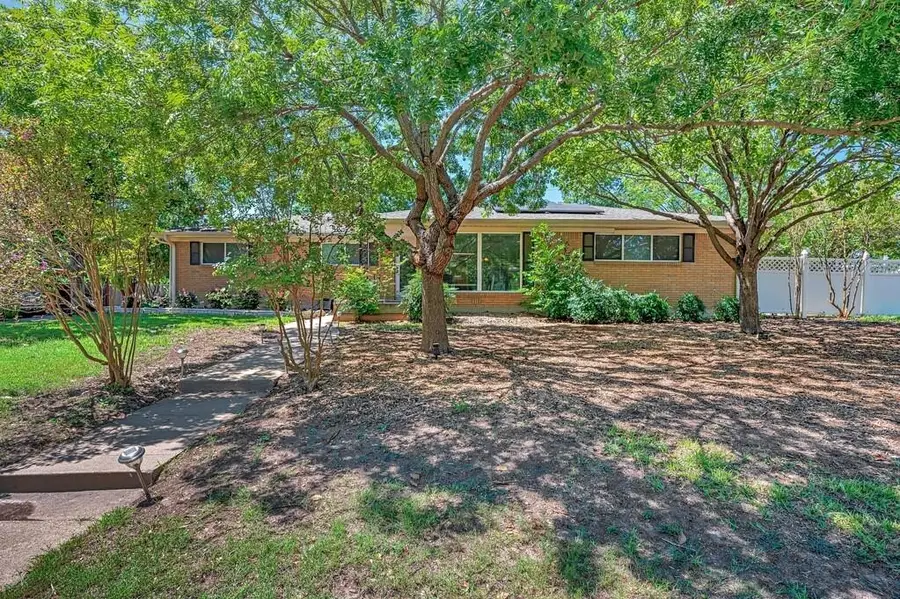 1732 Hilltop Drive, Waco, TX 76710 - #2