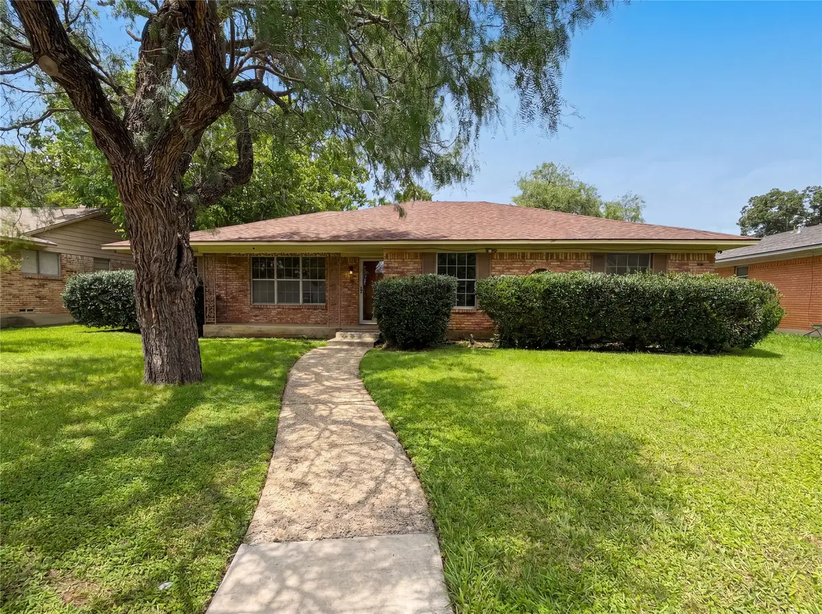 3327 Portlock Drive, Farmers Branch, TX 75234 - #1