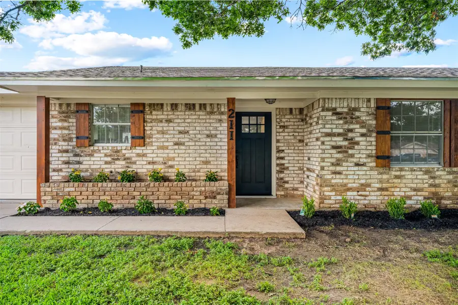 211 Cindy Ann Street, Lorena, TX 76655 - #3