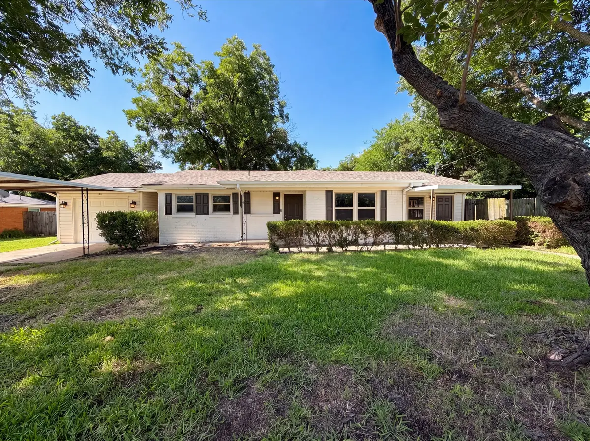 402 Childers Avenue, Benbrook, TX 76126 - #1