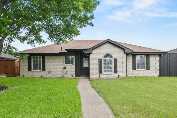 1313 Crosscreek Lane, Seagoville, TX 75159