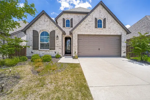 4706 Pin Oak Court, Aubrey, TX 76227