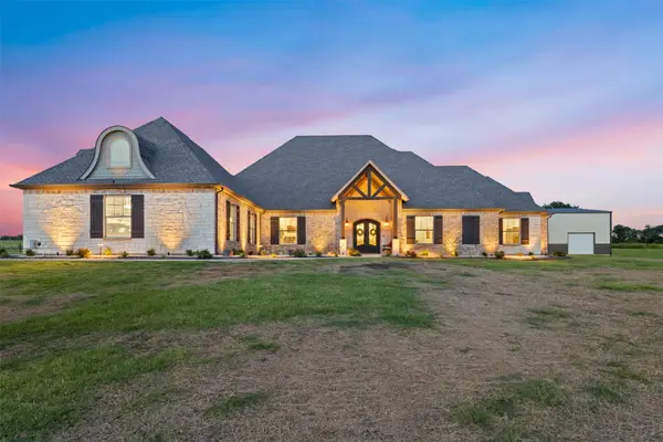 10078 Farmington Road, Van Alstyne, TX 75495