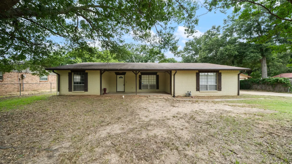 519 Malibu Drive, Malakoff, TX 75148 - #1