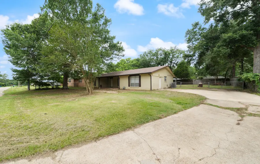 519 Malibu Drive, Malakoff, TX 75148 - #2