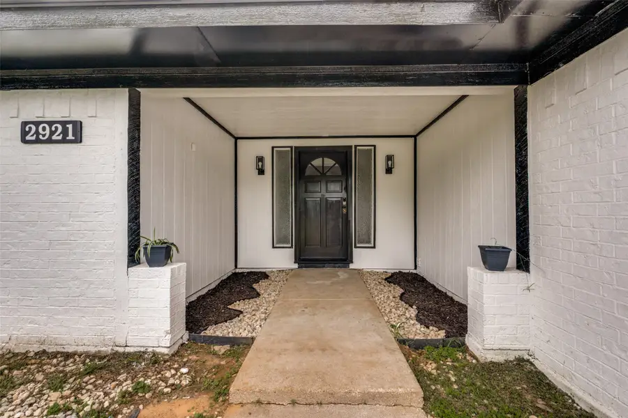 2921 Hitson Lane, Fort Worth, TX 76112 - #3