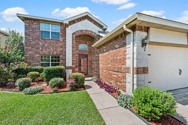 625 Tradewind Drive, Fort Worth, TX 76131
