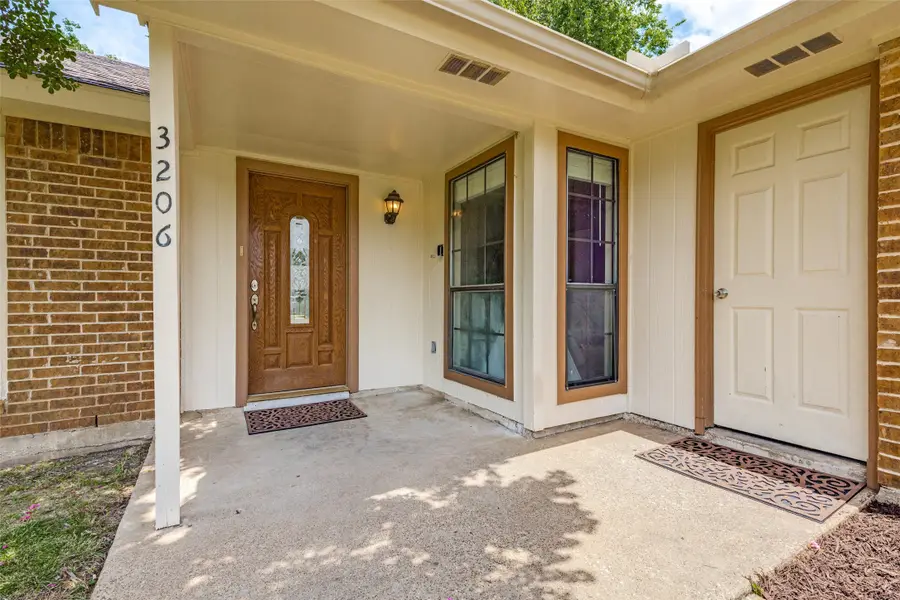3206 Wintersmith Drive, Arlington, TX 76014 - #2