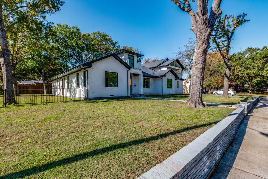 3221 S Glenbrook Drive, Garland, TX 75041 - #2
