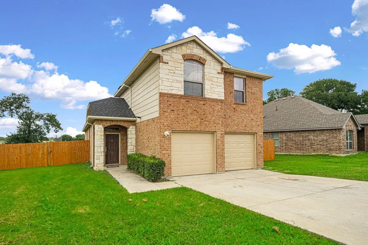 710 Woodcrest Drive, Ennis, TX 75119 - #1