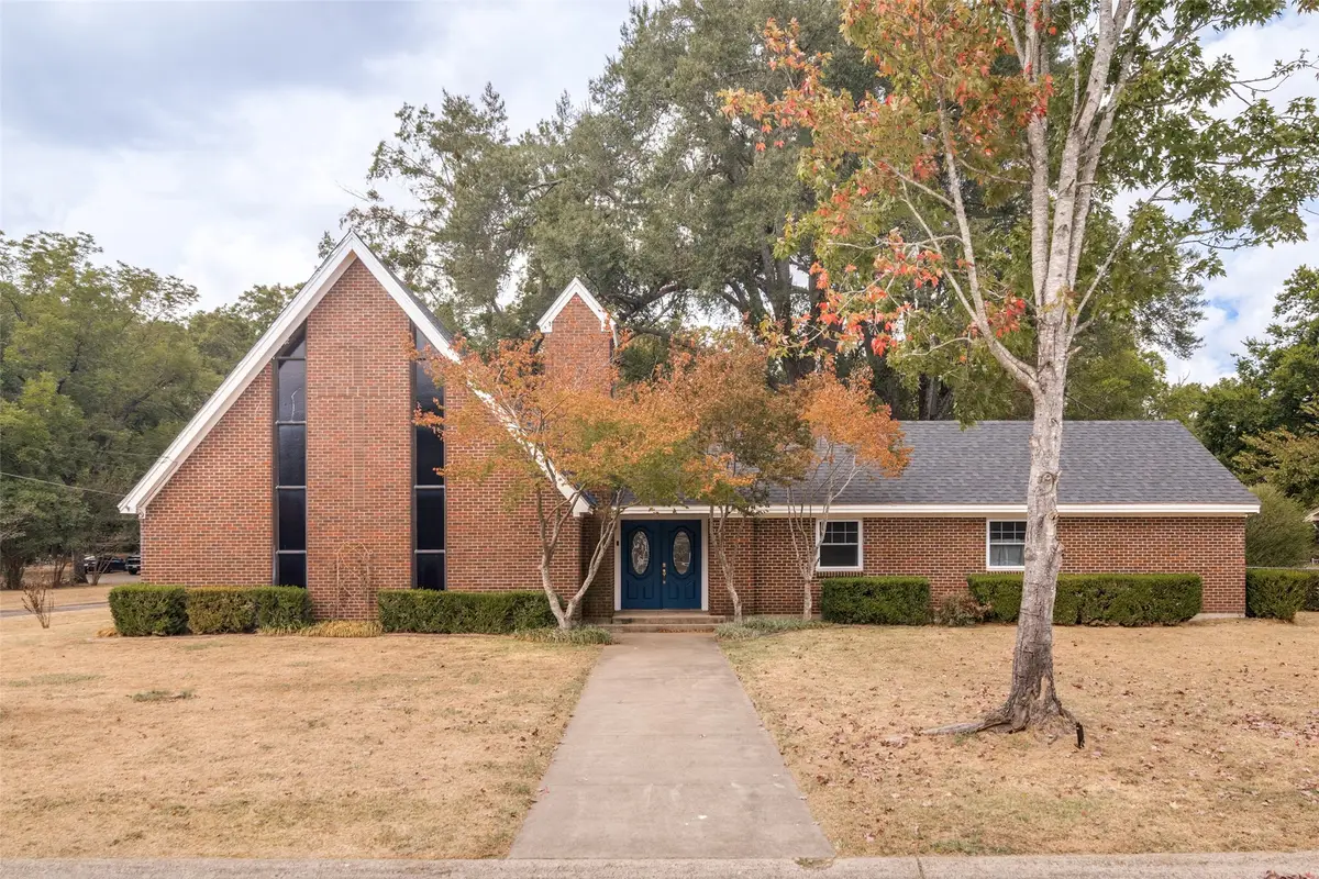 401 N Main Street, Bogata, TX 75417 - #1