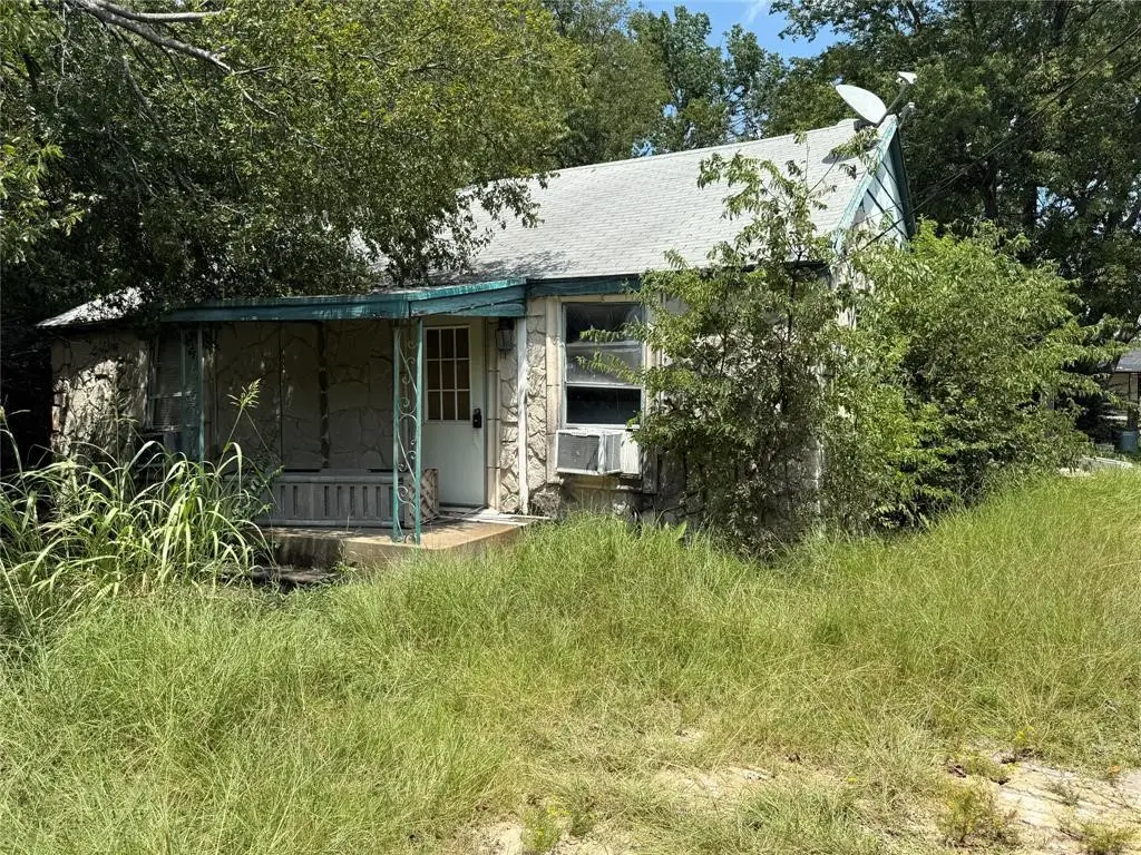 405 S Colorado Street, Whitney, TX 76692 - #1