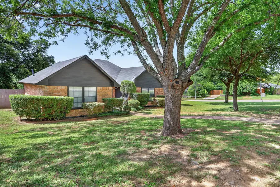1002 Capetown Drive, Grand Prairie, TX 75050 - #3