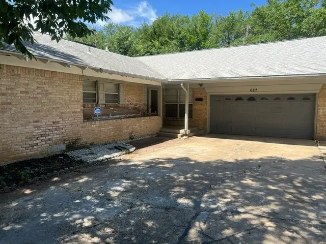627 Kingston Drive, Irving, TX 75061 - #2