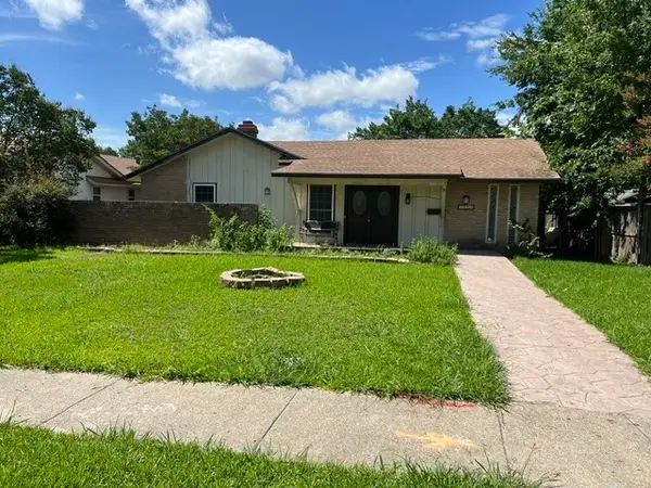 3810 Crater Lake Court, Irving, TX 75062