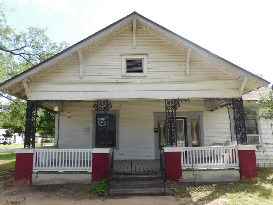 701 N Magnolia Avenue, Hubbard, TX 76648 - #3