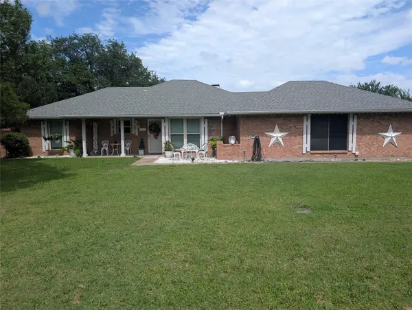 130 Mabry Lane, Red Oak, TX 75154