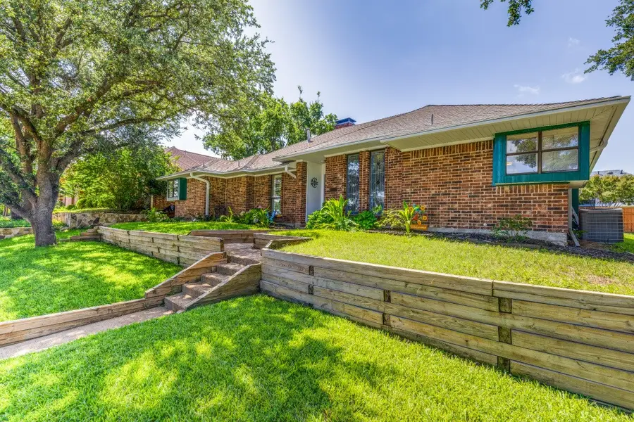 1207 Magnolia Drive, Carrollton, TX 75007 - #2
