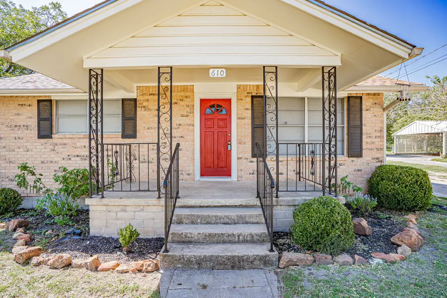 610 N Camden Street, Dublin, TX 76446 - #2