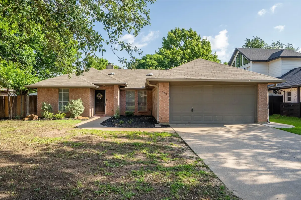 629 Meadow Lane, Roanoke, TX 76262 - #1