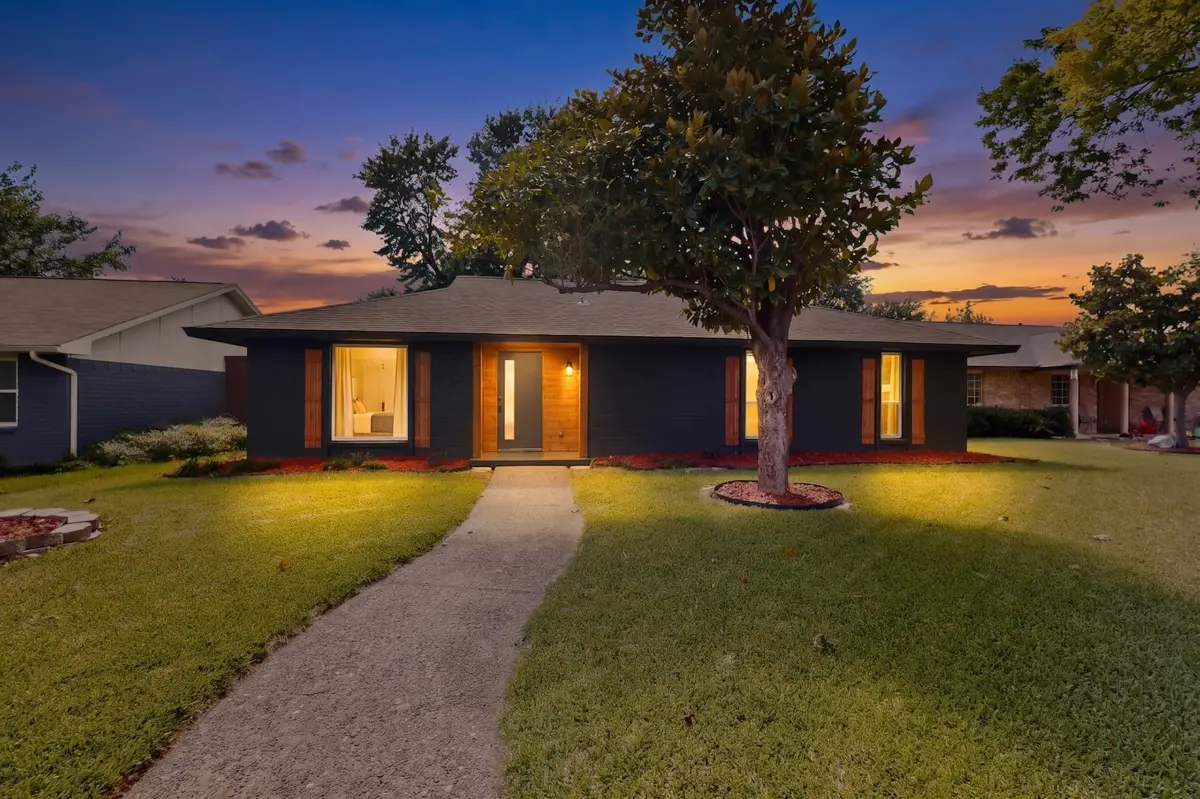 3045 Lockmoor Lane, Dallas, TX 75220 - #1