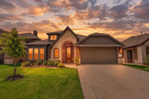 4520 Mill Falls Drive, Fort Worth, TX 76036