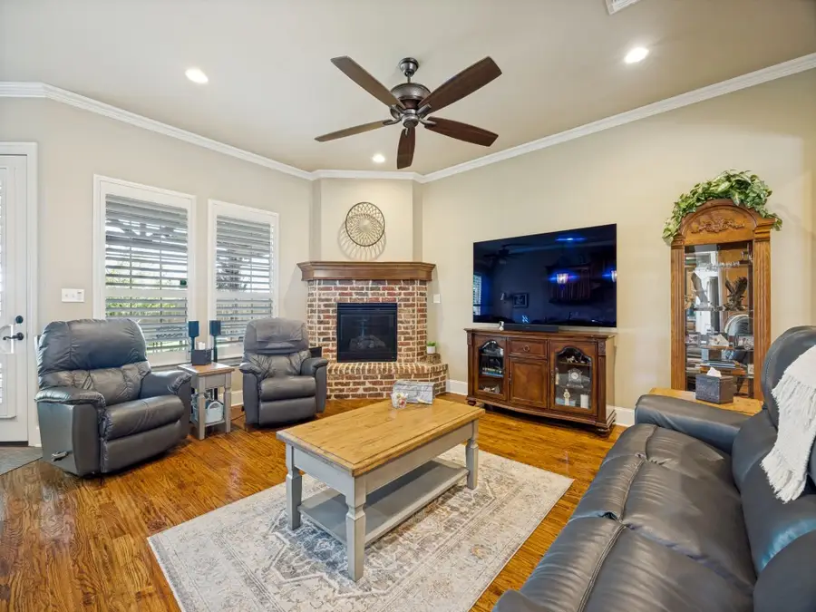 2924 Overland Trail, Sherman, TX 75092 - #3